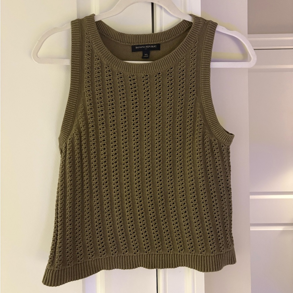 Banana Republic Women's Olive Knit Tank Top
